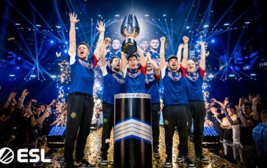 Team Vitality beat Team Navi in overtime at IEM Cologne 2024.