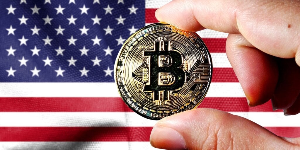 Lummis Introduces Bitcoin Reserve Bill Aiming to Bolster US's Global Financial Standing