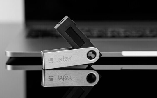 Uphold’s Topper integrates with Ledger hardware wallet